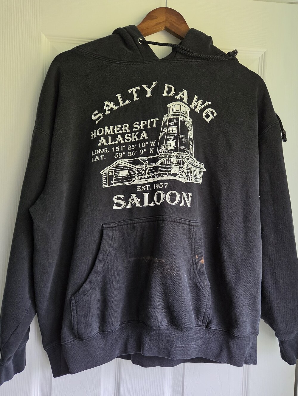 Salty Dawg Saloon Alaska Faded Black Hoodie - Size L Mens